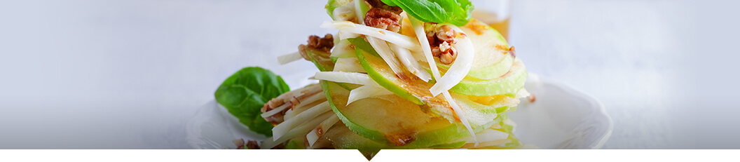 Fennel & Apple Salad with Apple Vinaigrette