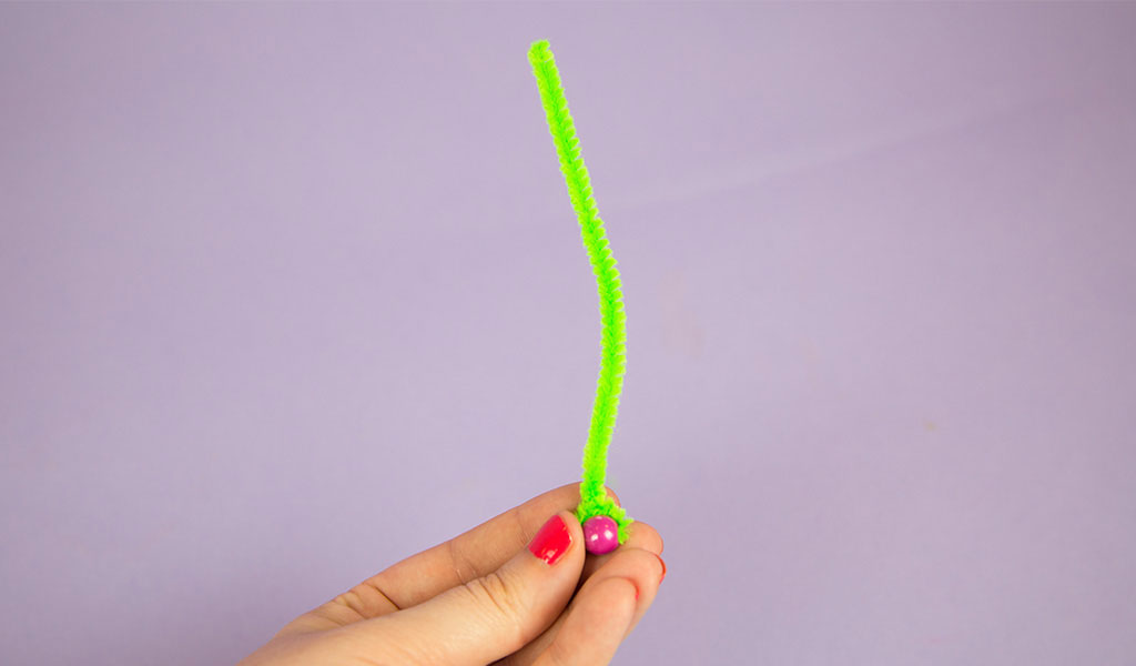 Bead on pipe cleaner